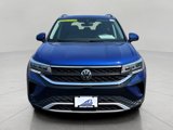 New 2024 Volkswagen Taos SE image 2