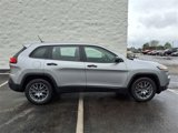 Used 2014 Jeep Cherokee Sport w/ Cold Weather Group image 2