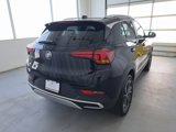 Used 2022 Buick Encore GX Select image 5