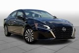 Used 2024 Nissan Altima 2.5 SV image 2