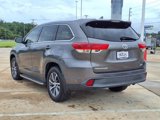 Certified 2019 Toyota Highlander XLE image 2
