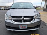 Used 2016 Dodge Grand Caravan SXT image 3