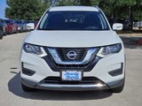 Used 2017 Nissan Rogue SV image 3