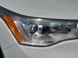 Used 2017 GMC Acadia SLT image 5