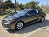 Used 2018 Toyota Camry LE image 5