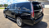 Used 2018 Cadillac Escalade ESV Luxury image 3