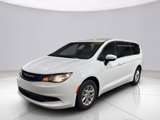 Used 2022 Chrysler Voyager LX image 3