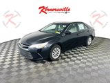 Used 2015 Toyota Camry LE image 3
