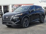 Used 2024 Nissan Rogue SV image 3