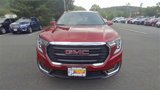 Used 2022 GMC Terrain SLE w/ Driver Convenience Package image 3