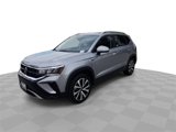 Used 2024 Volkswagen Taos SE image 4