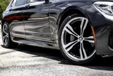 Used 2018 BMW 740i image 2