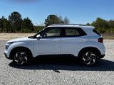 Used 2021 Hyundai Venue SEL w/ Premium Package image 3