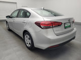 Used 2017 Kia Forte LX image 5