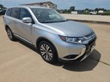 Used 2019 Mitsubishi Outlander SE image 3