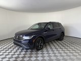 Used 2023 Volkswagen Tiguan SE w/ Panoramic Sunroof Package image 4