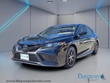 Used 2023 Toyota Camry SE image 3