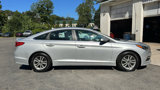 Used 2015 Hyundai Sonata SE image 2
