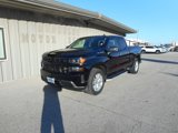 Used 2019 Chevrolet Silverado 1500 Custom w/ Custom Value Package image 2