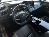 Used 2022 Lexus ES 350 w/ Premium Package image 4