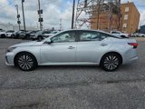 Used 2023 Nissan Altima 2.5 SV image 3