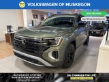 New 2025 Volkswagen Atlas Peak Edition SE image 3