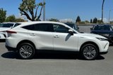 Used 2021 Toyota Venza XLE image 3