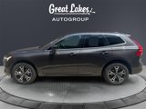 Used 2022 Volvo XC60 B5 Momentum w/ Advanced Package image 2