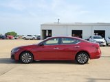 Used 2024 Nissan Altima 2.5 SV image 3