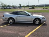 Used 2001 Ford Mustang Convertible image 2