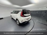 Used 2023 Kia Soul LX w/ LX Technology Package image 3