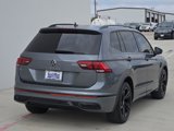 Used 2023 Volkswagen Tiguan SE R-Line image 4