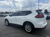Used 2017 Nissan Rogue SV image 5