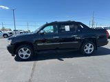 Used 2013 Chevrolet Avalanche LTZ image 3