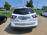 Used 2017 Chevrolet Traverse LT w/ Style and Technology Package image 3