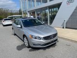 Used 2017 Volvo V60 T5 Premier w/ Convenience Package image 4