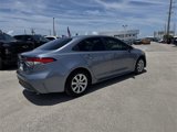 Used 2022 Toyota Corolla LE image 3