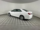 Used 2014 Toyota Camry XLE image 3
