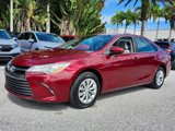 Used 2017 Toyota Camry LE image 3