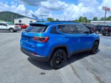 Used 2024 Jeep Compass Latitude image 4