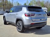 Certified 2022 Jeep Compass Limited image 3