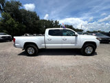 Used 2016 Toyota Tacoma SR5 w/ Towing Package image 2