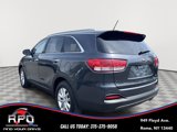 Used 2016 Kia Sorento LX image 3
