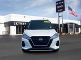 Used 2023 Nissan Kicks SV image 3
