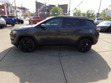 Used 2019 Jeep Compass Latitude image 2