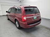 Used 2016 Chrysler Town & Country Touring-L w/ Driver Convenience Group image 5