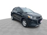 Used 2020 Chevrolet Trax LT w/ LT Convenience Package image 2