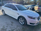 Used 2015 Ford Taurus SE image 3