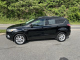 Used 2017 Ford Escape SE w/ Equipment Group 201A image 5