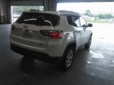 Used 2024 Jeep Compass Latitude image 3
